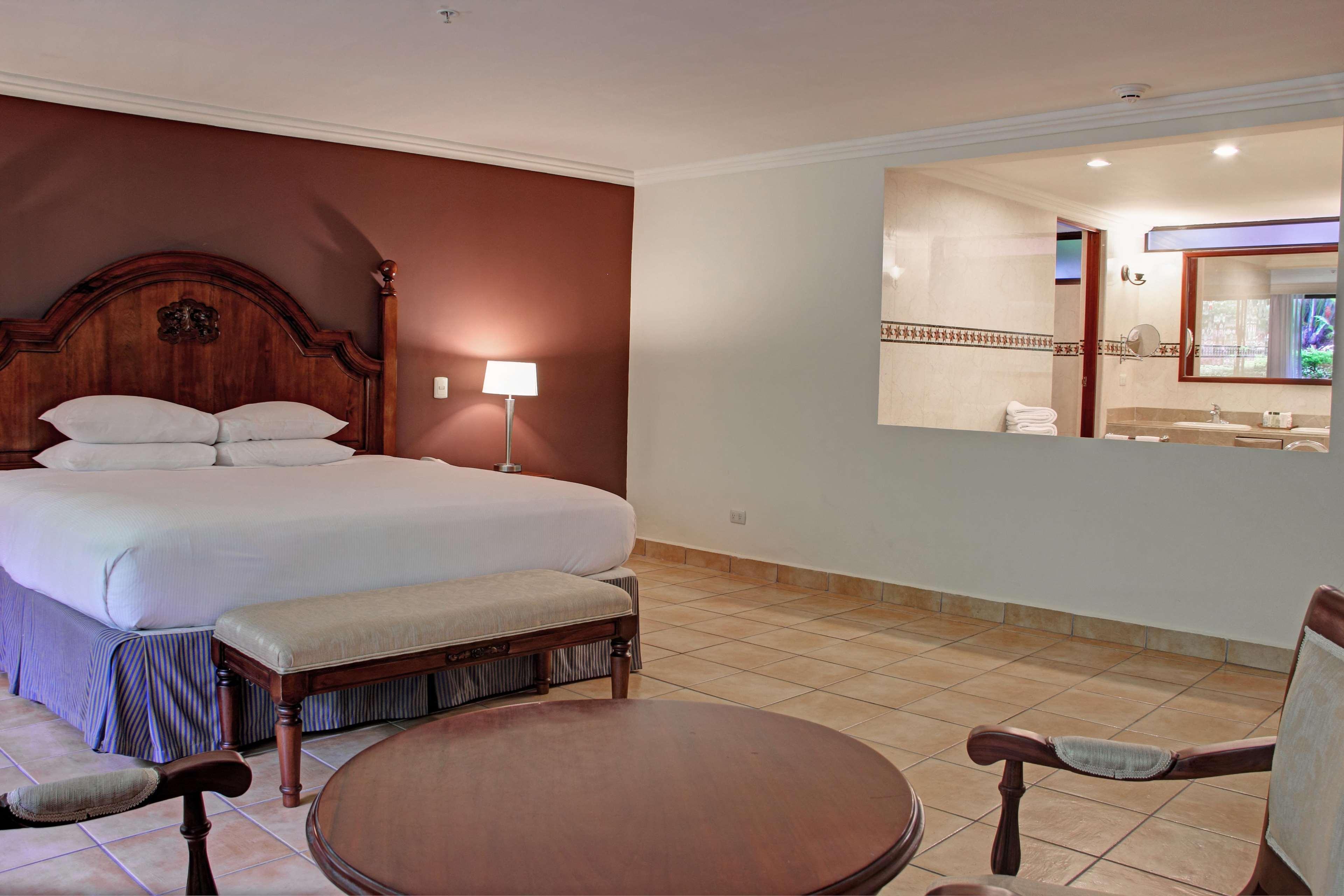 Hilton Cariari Doubletree - Costa Rica Hotel 5*